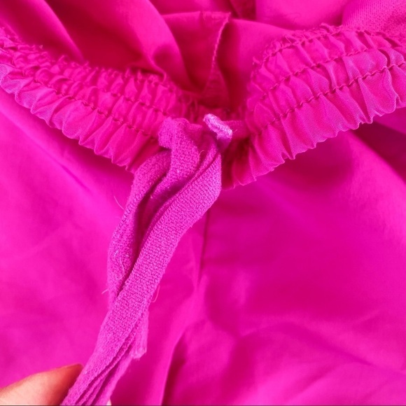 Pink Activewear shorts Size Large - Picture 5 of 10